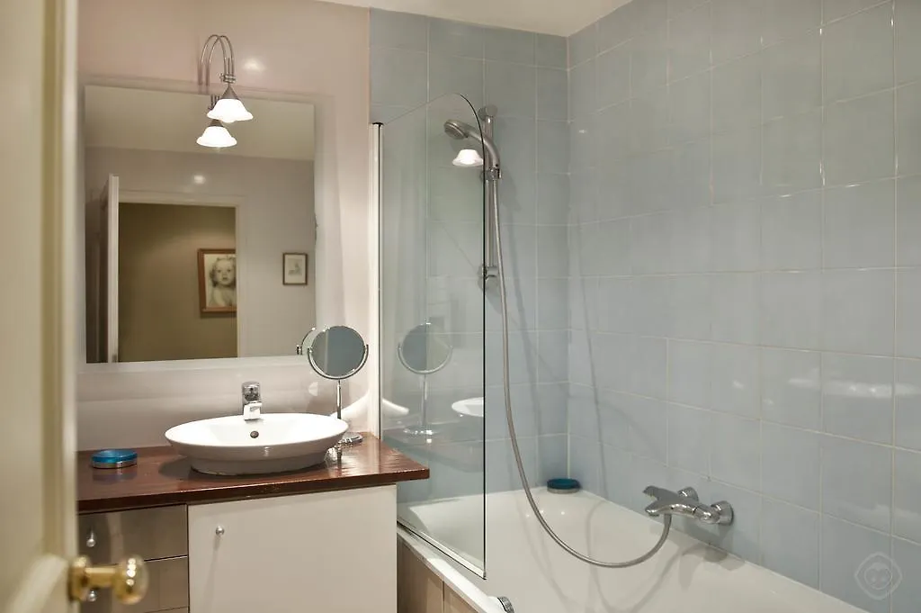 Chic Saint Germain Apartment Paris