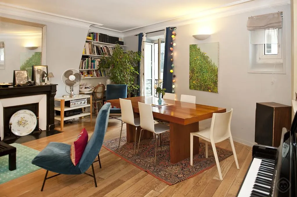 Chic Saint Germain Apartment 파리 프랑스